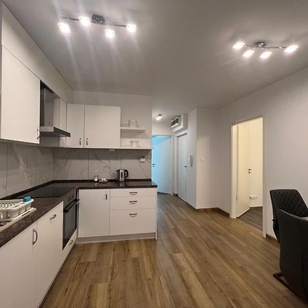 Modern Apartman Szeged Exterior photo